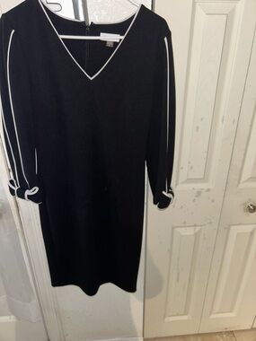 Calvin Klein Black Long Sleeve V-Neck Dress with White Trim